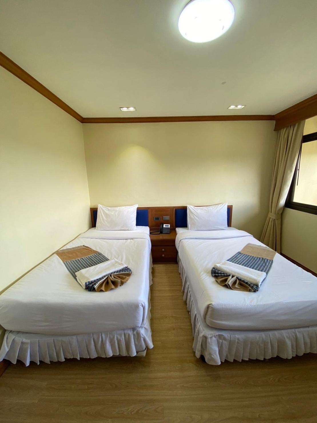 Phuphanplace Hotel Ban Phang Khwang Tai エクステリア 写真